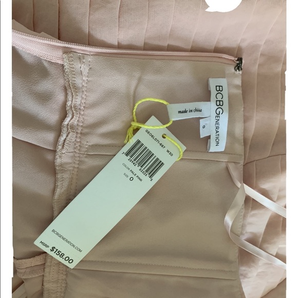 BCBGeneration Strapless Pale Pink Strapless Pleated Cocktail Dress Size 0 NWT - Picture 7 of 7